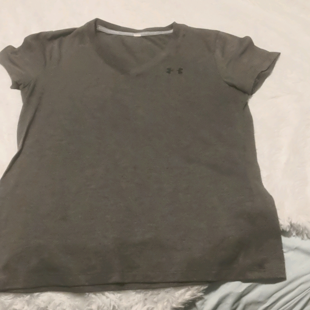 Under Armour women's summer t-shirt